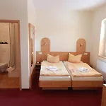 Vendégház Am Findling Potsdam